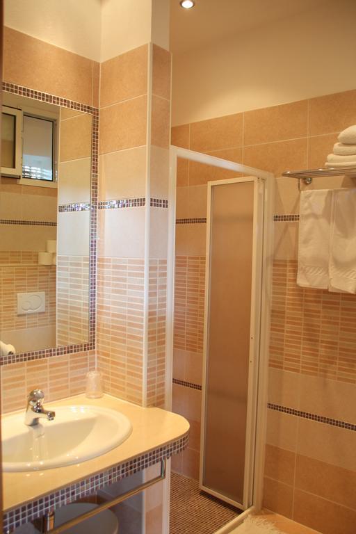 Hotel Flora Bellaria-Igea Marina Ngoại thất bức ảnh