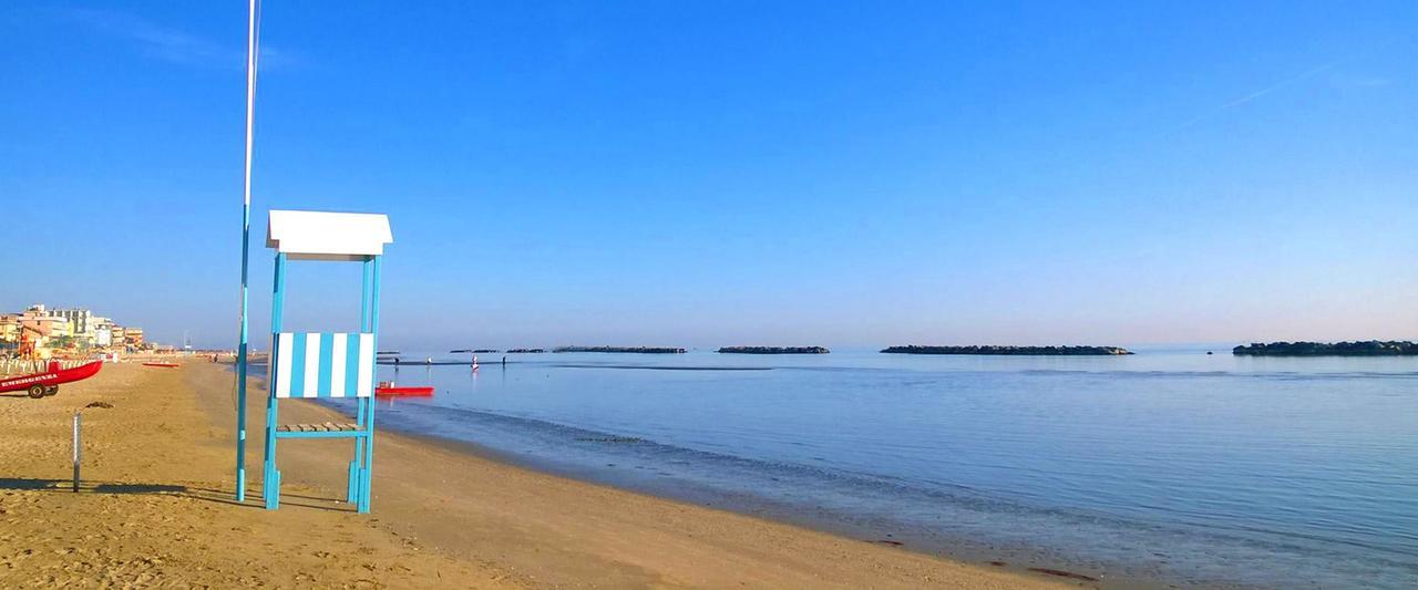 Hotel Flora Bellaria-Igea Marina Ngoại thất bức ảnh